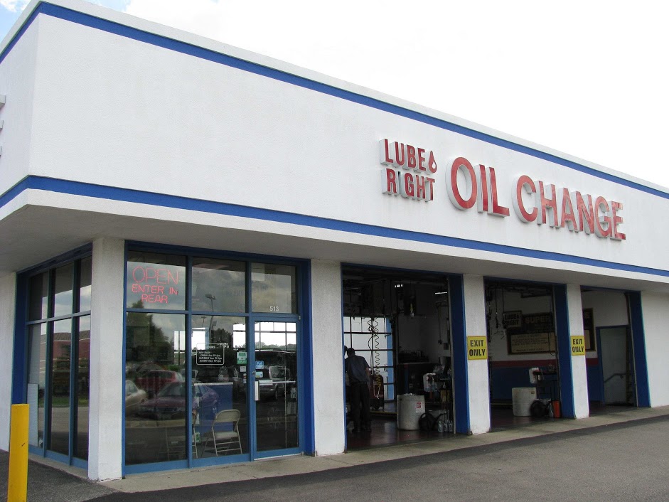 The Right Oil To Use In An Oil Change